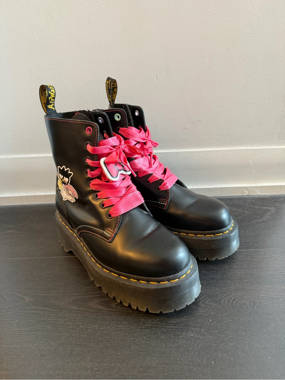 Dr. Martens x Hello Kitty and Friends boots - Picture 8 of 8